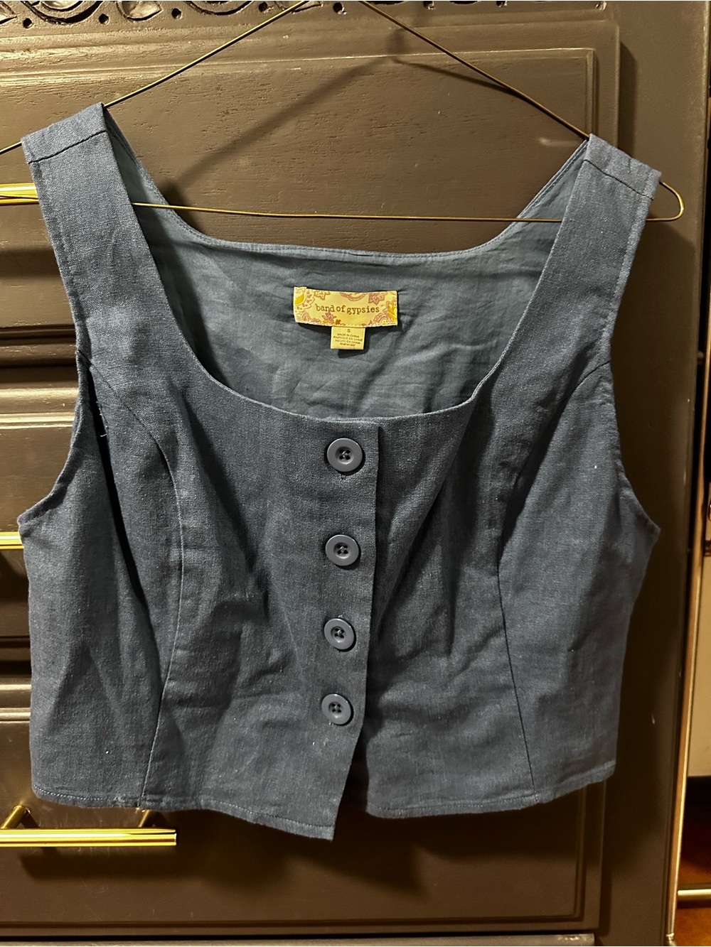 Band of Gypsies Navy Button-Front Linen-Blend Crop Top